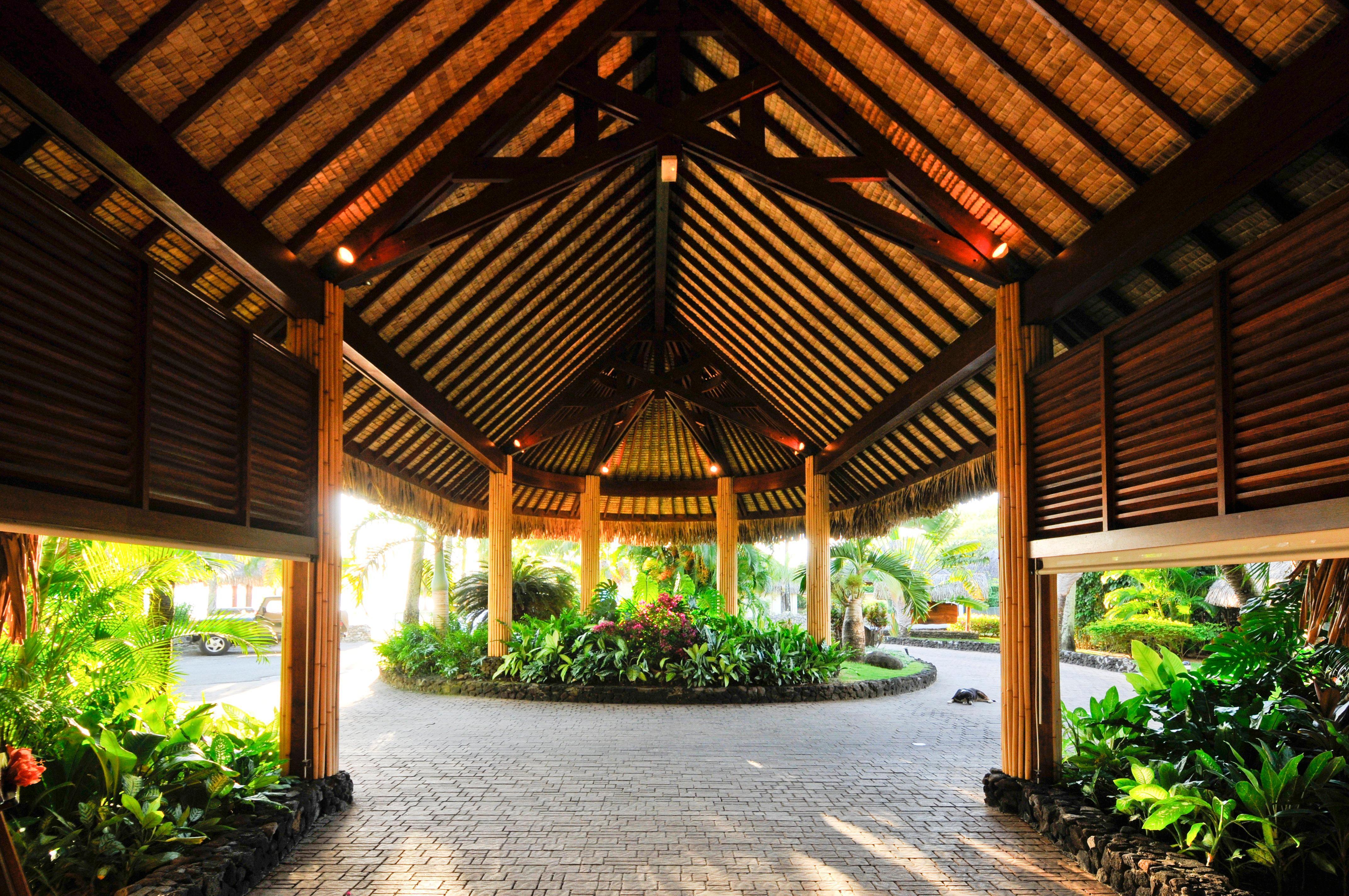 Intercontinental Bora Bora Le Moana Resort, An Ihg Hotel Exterior photo