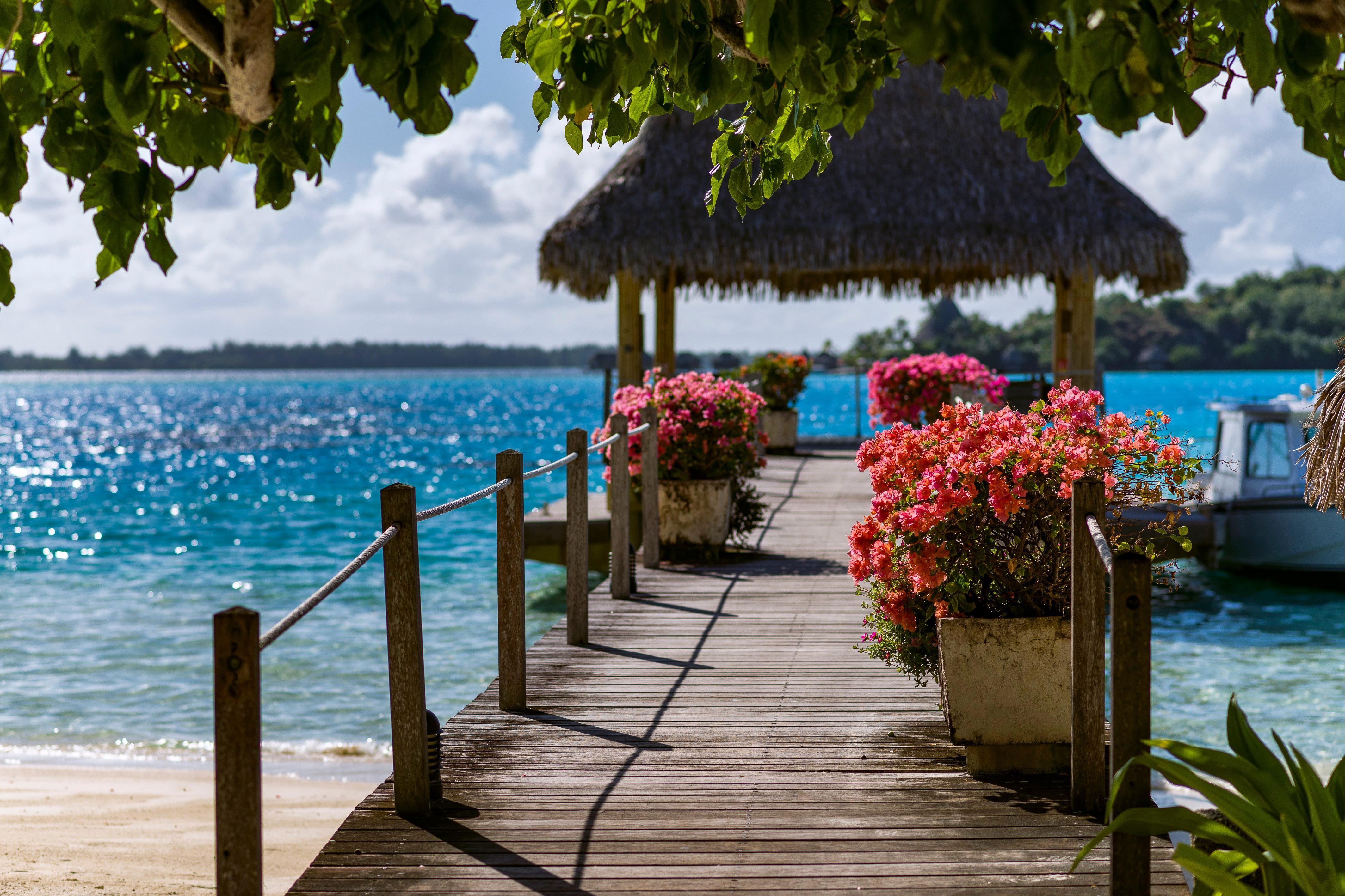 Intercontinental Bora Bora Le Moana Resort By Ihg Exterior photo