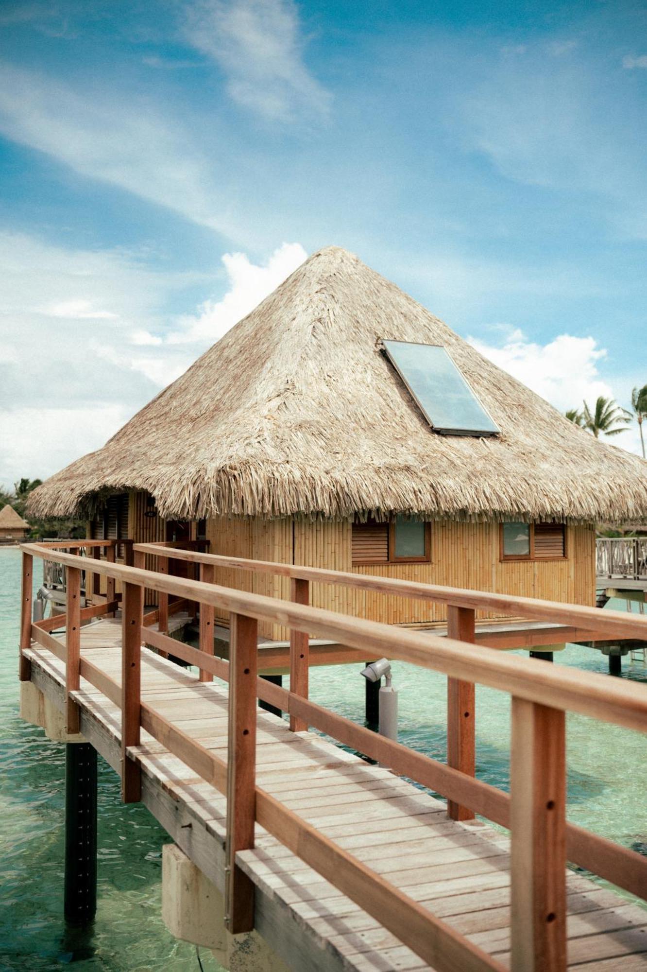 Intercontinental Bora Bora Le Moana Resort By Ihg Exterior photo